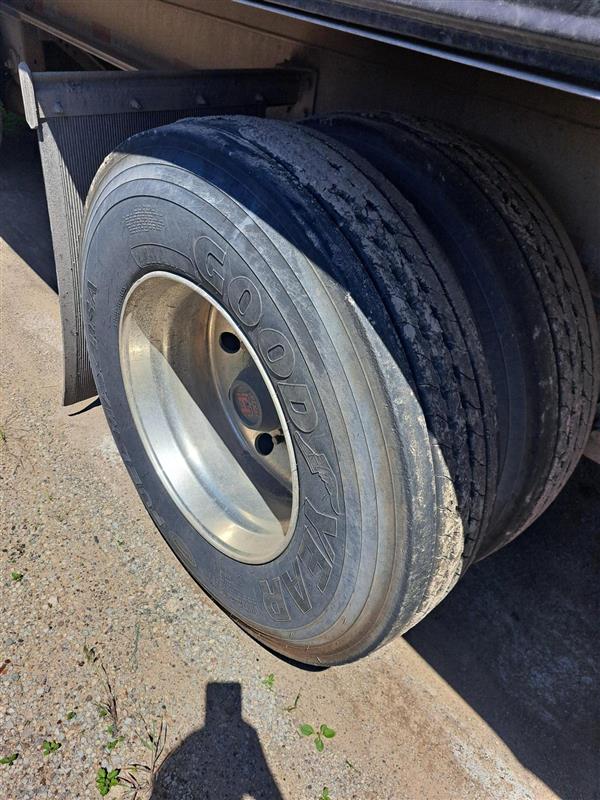 2023 Mac Flatbed 48x102 w/ Fastrak Sliding Tarp - Image 10