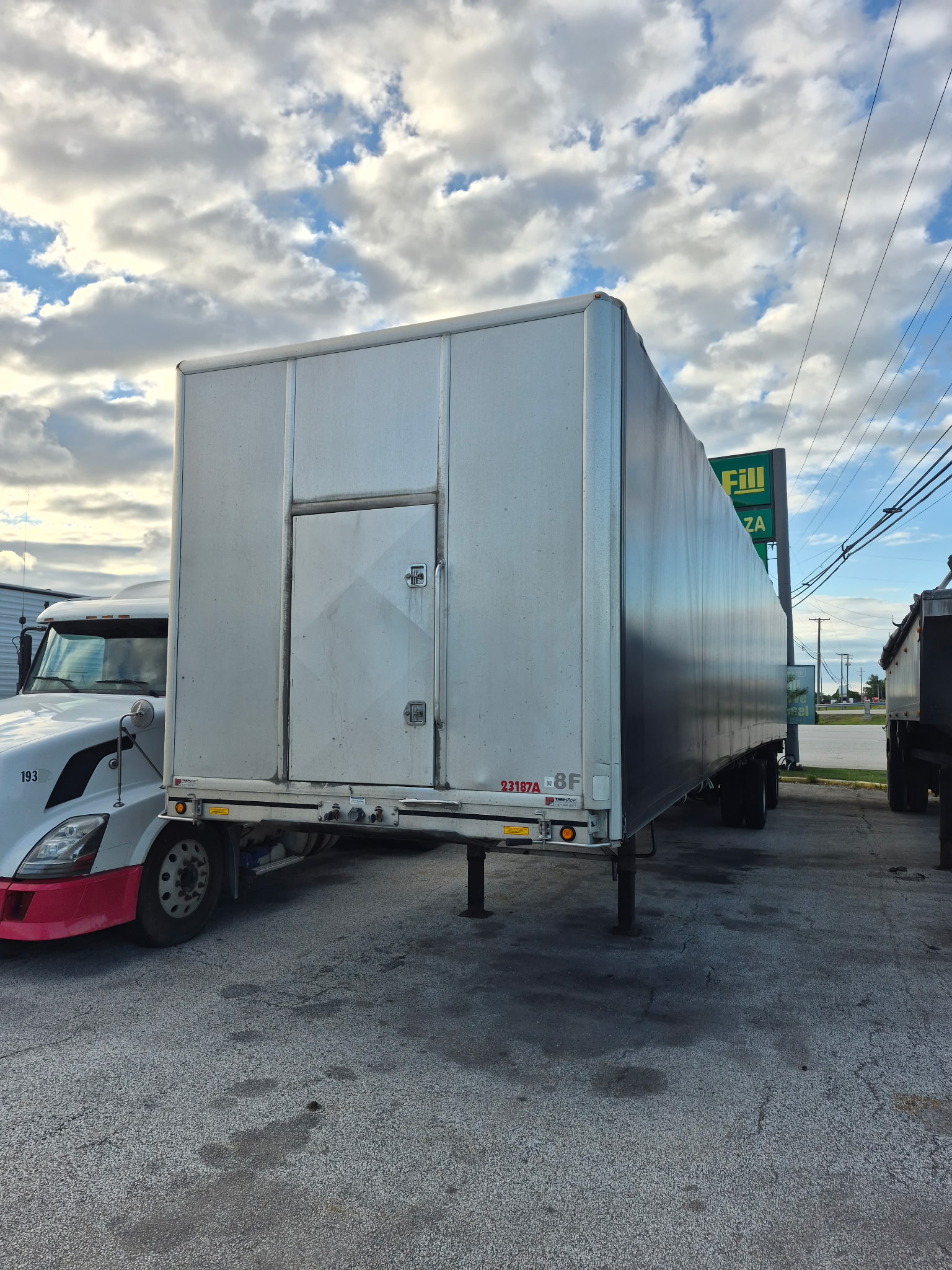2019 Mac Trailer 53x102 w/ Fastrack Trap